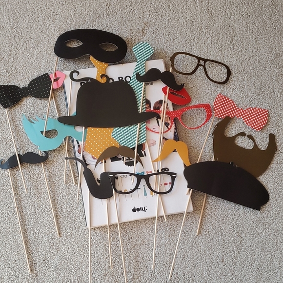 Photo Booth Party Props Set - Multicolor - Picture 2 of 3